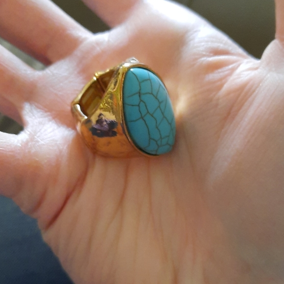 Turquoise Ring - Picture 2 of 2